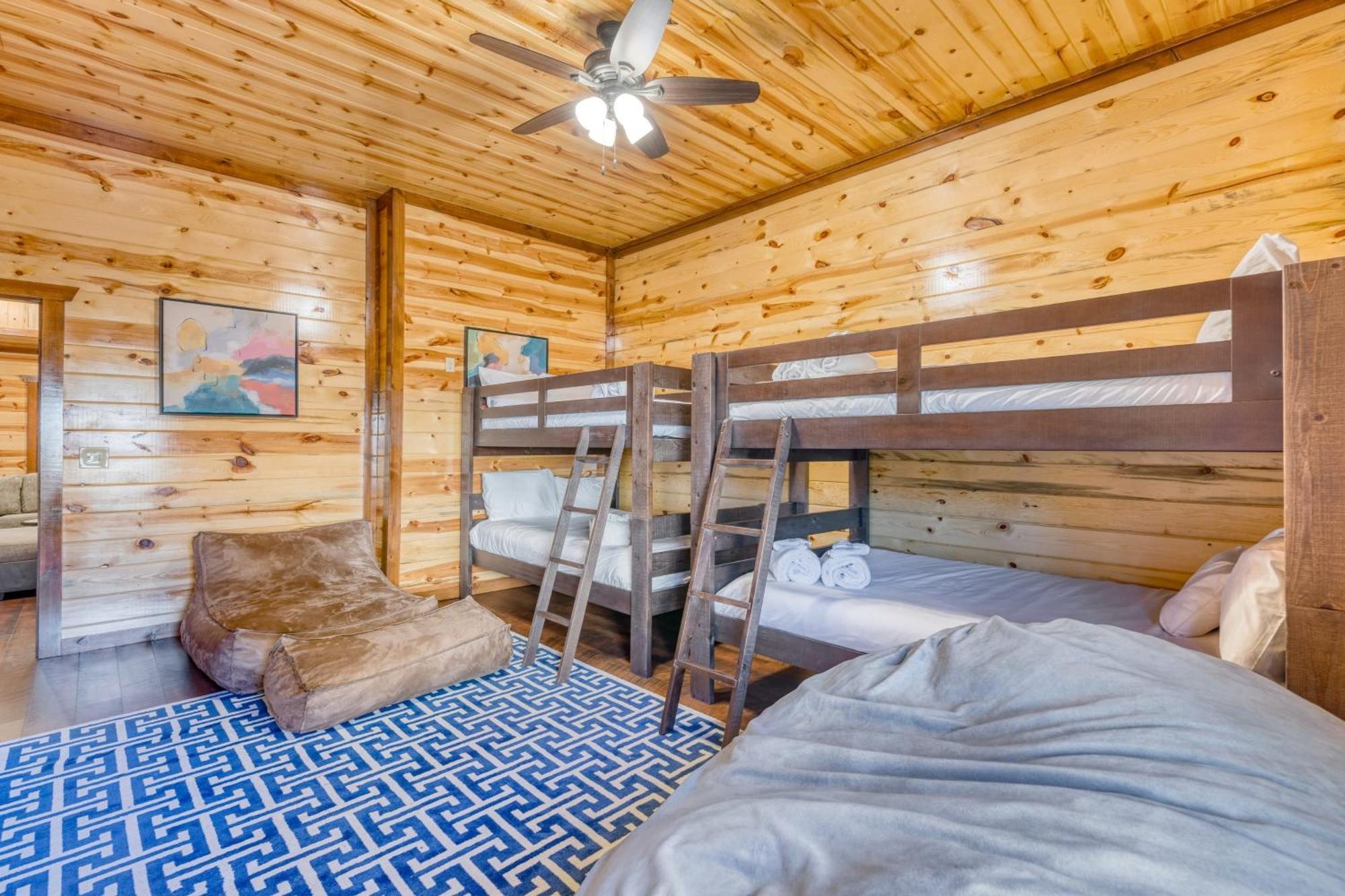 Smokey'S Paradise By Avantstay Sleeps 22 Pool Sevierville Luaran gambar